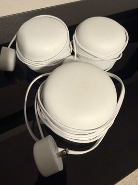 Google Nest WiFi Router and 2 Points - WiFi Extender